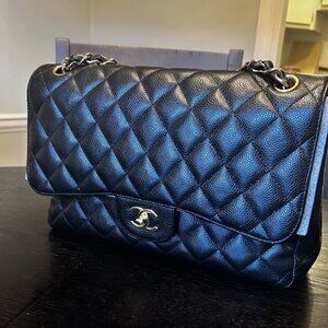 Pre-owned Chanel Jumbo Classic Double Flap Bag Black Caviar Gold Hardware